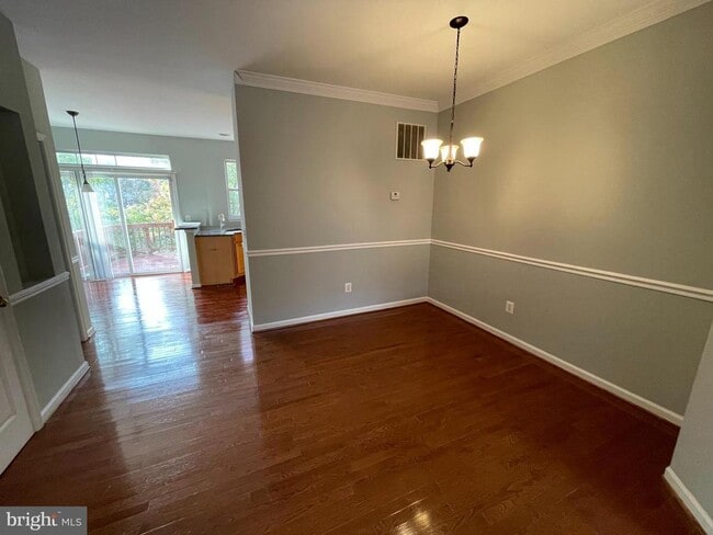 Photo - 4106 Hazelwood Ct