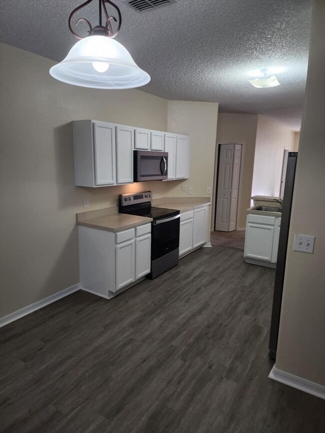 Photo - 311 Sunset View Dr