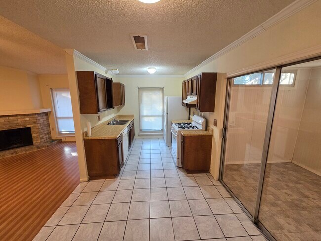 Kitchen - 9414 Misty Meadows Unit 9414 Misty Meadows