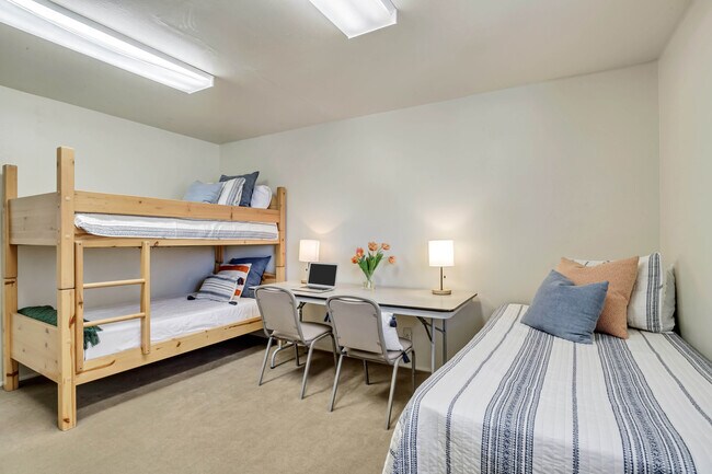 Bountiful Court Apartments