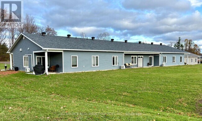 Photo - 3496 Burnstown Rd