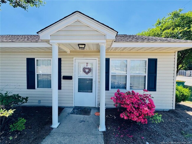 Photo - 502 E 19th St