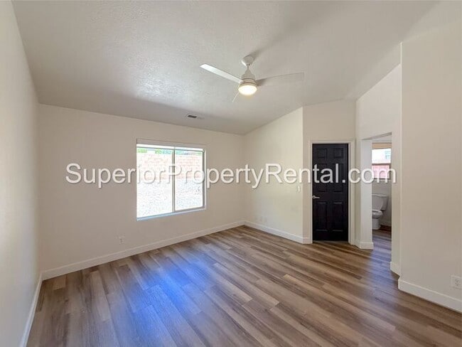 Photo - 3 bed, 2 bath home with 2 car garage