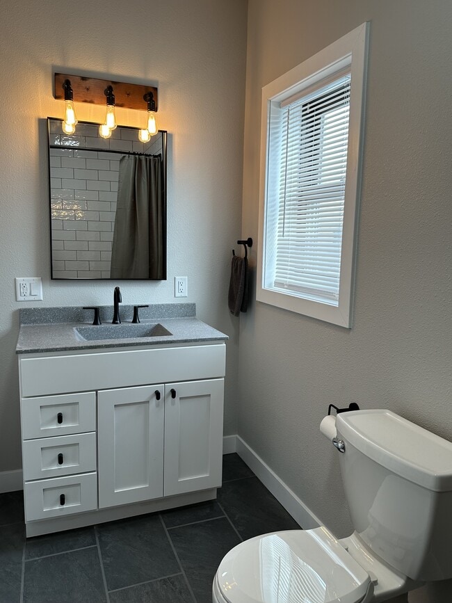 Photo - 328 3rd St Unit APT 3