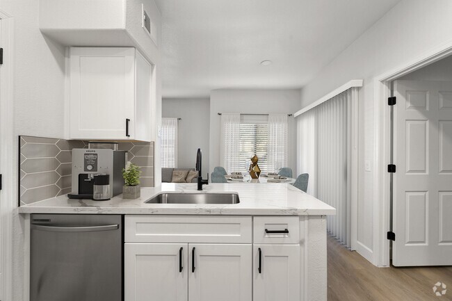 Building Photo - Haven at Towne Center Rental