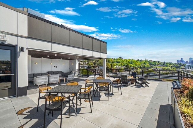 Photo - Ondine Eastlake