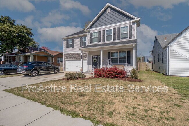 Photo - 3630 Buckingham St