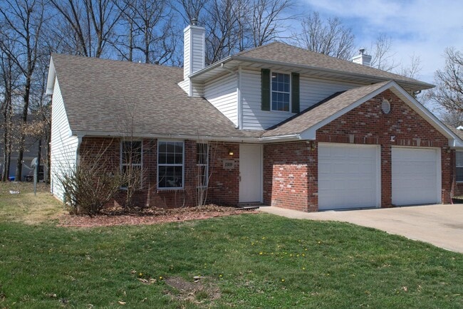 Photo - 1309-1311 Godas Unidad 1309