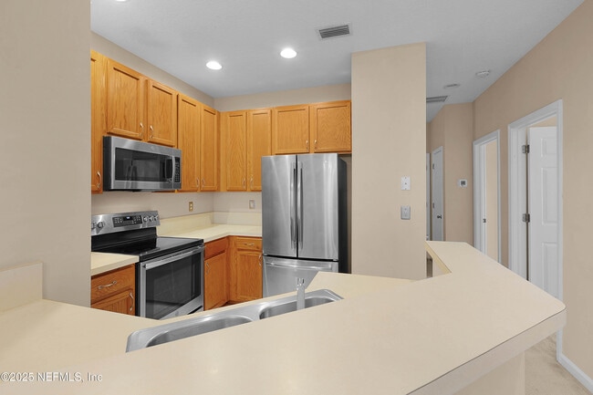 Photo - 12301 Kernan Forest Blvd Unidad 2702