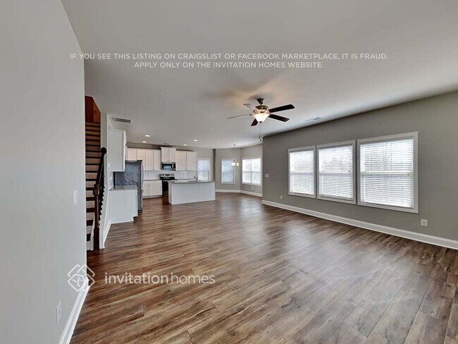 Photo - 304 Wood Point Way