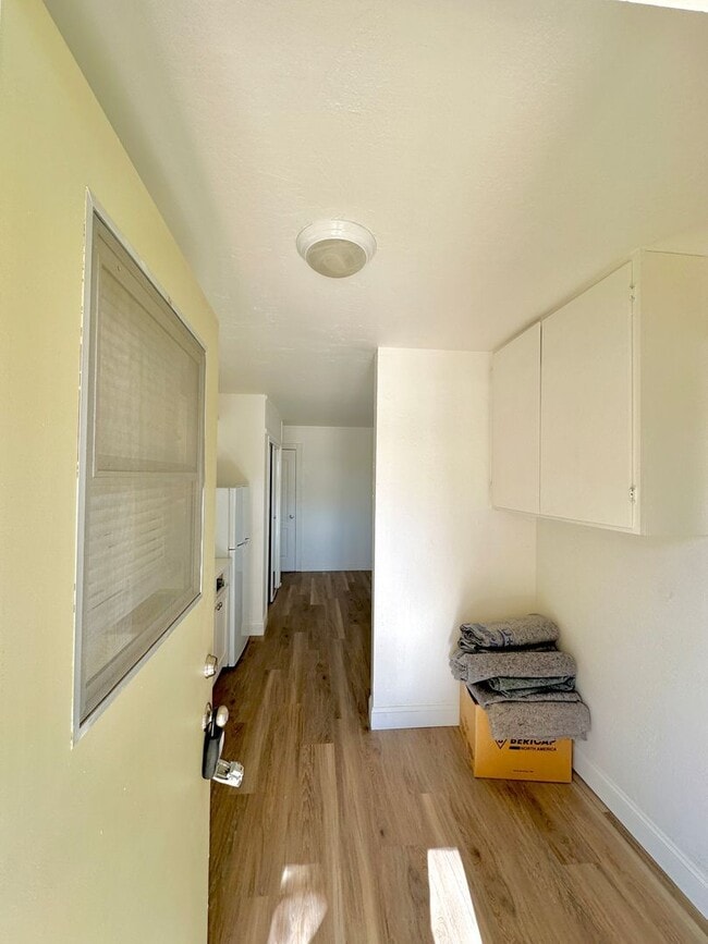 Photo - Darling Downtown Studio Apartment Available 2/26/26