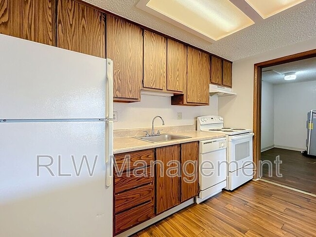 Photo - 611 Mt Homer Rd Unit Apt 66