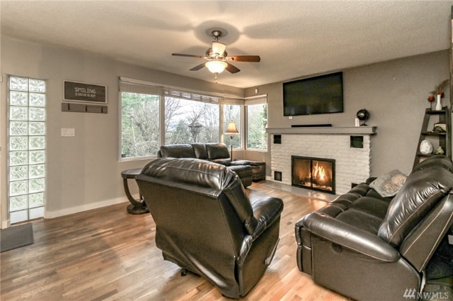Photo - 120 Kennebeck Ave S