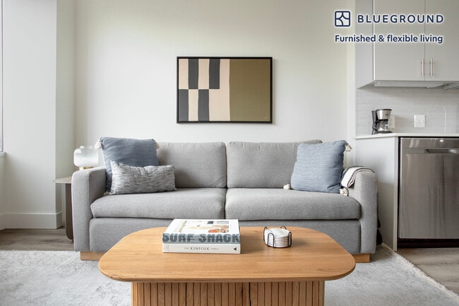 Photo - 4900 Seminary Rd Unit FL5-ID669