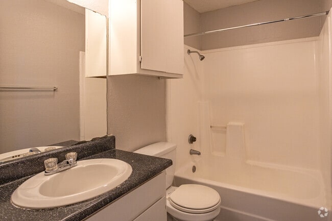 2BR, 1BA - 874SF