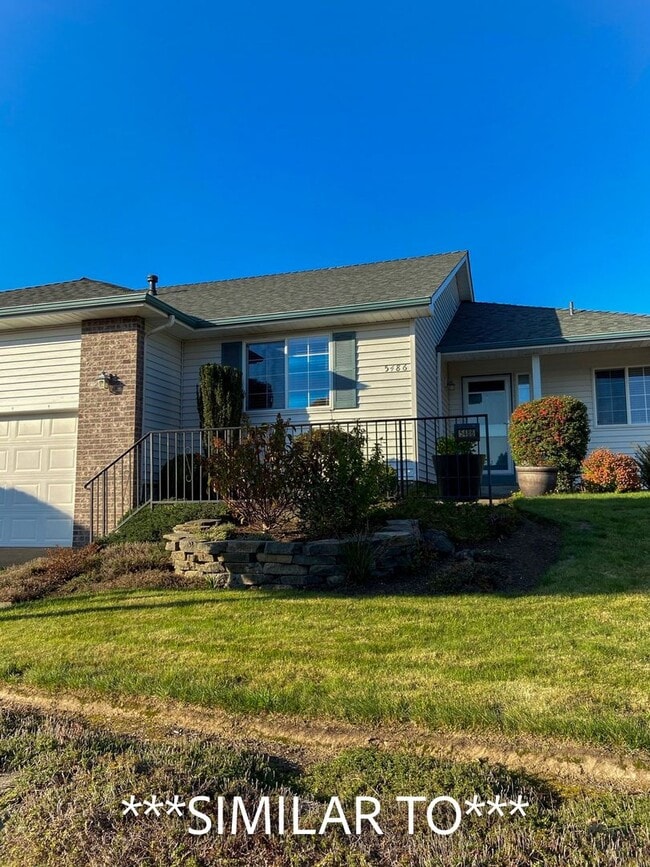 Building Photo - GPC-Monterey Duplex Unit 5482-MO