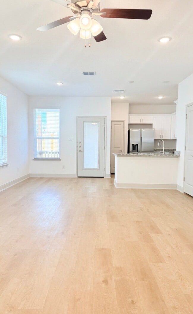 Photo - 10219 Tulipwood Run Unit 101