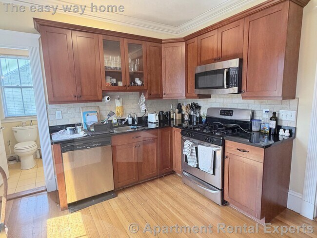 Photo - 79 College Ave Unit #2