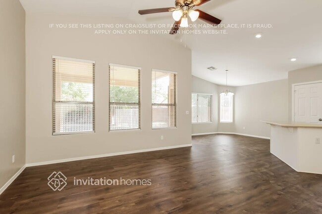 Photo - 3352 E Chickadee Rd