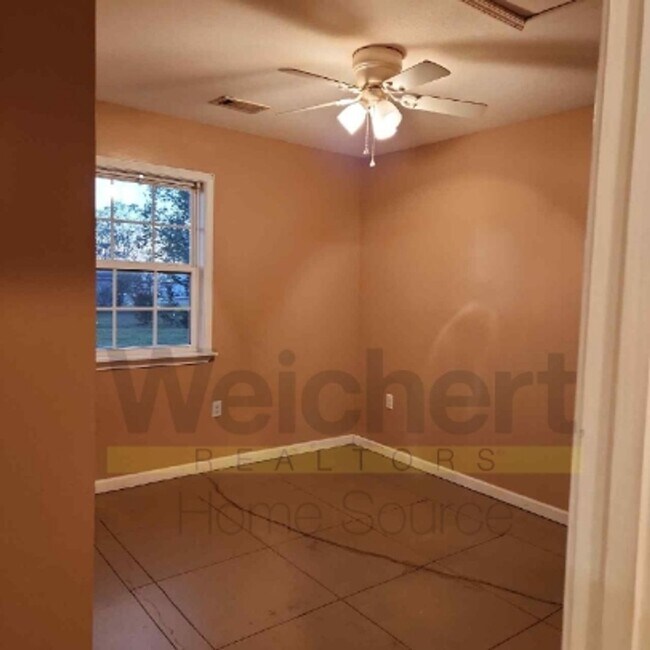 Photo - 107 N 5th St Unit 107A