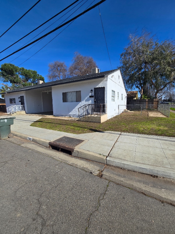 Photo - 7160 N Maroa Ave