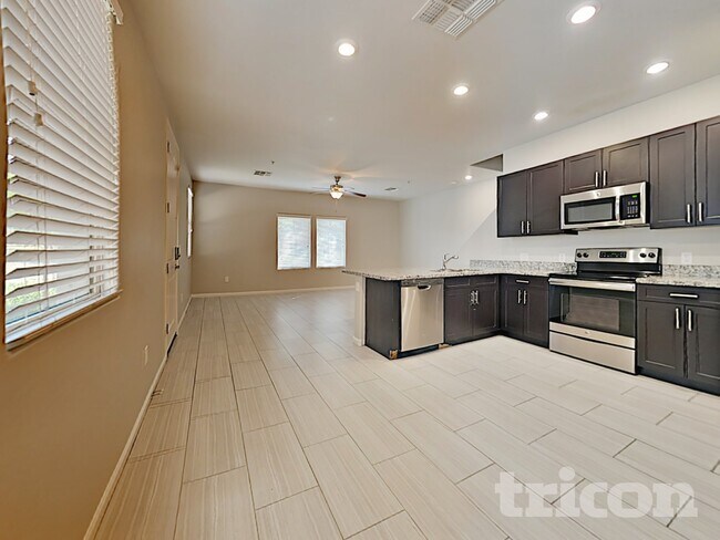 Photo - 29149 N 125th Dr