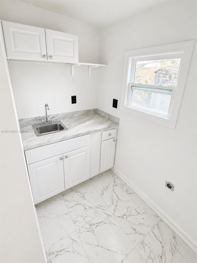 Photo - 15720 NW 28th Pl
