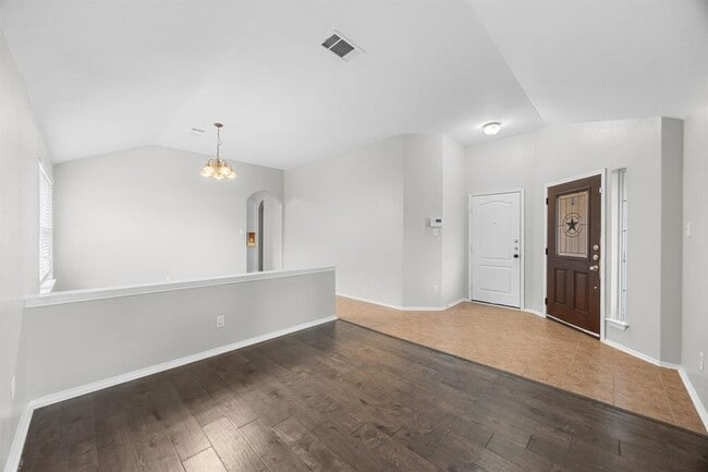 Photo - 119 Aguilar Dr