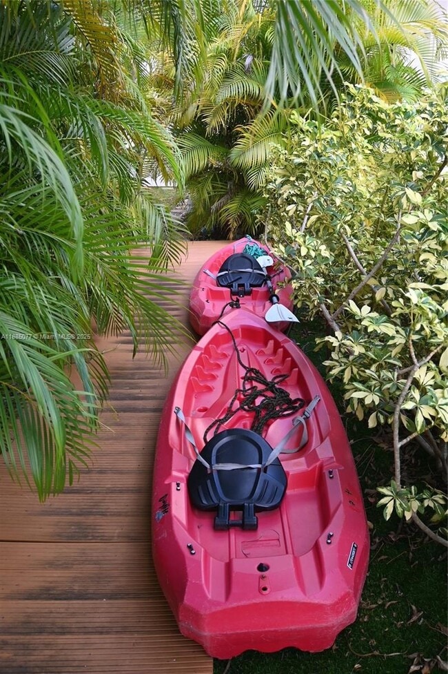 Photo - 1104 Washington St