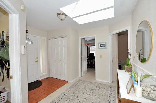 Photo - Fairway Golf Course 3 bed 3 bath with basement