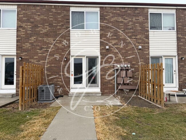 Photo - 7373 Ayers Rd