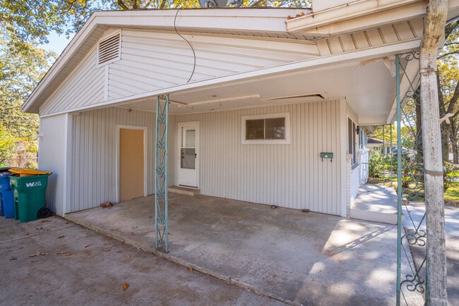 Photo - 6212 Pawnee Dr