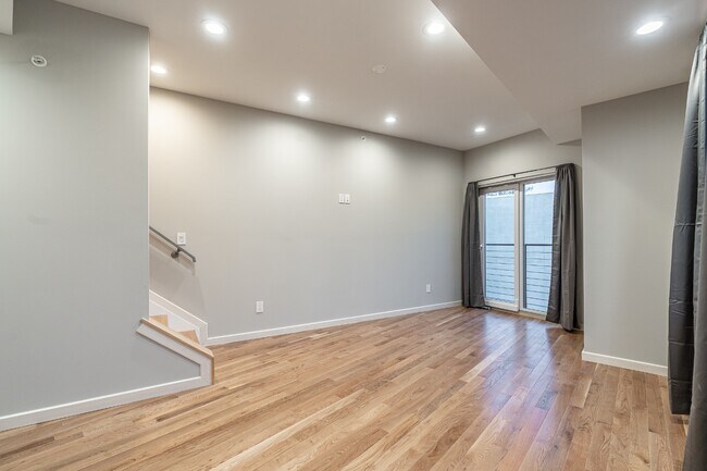 Photo - 2045 N College Ave