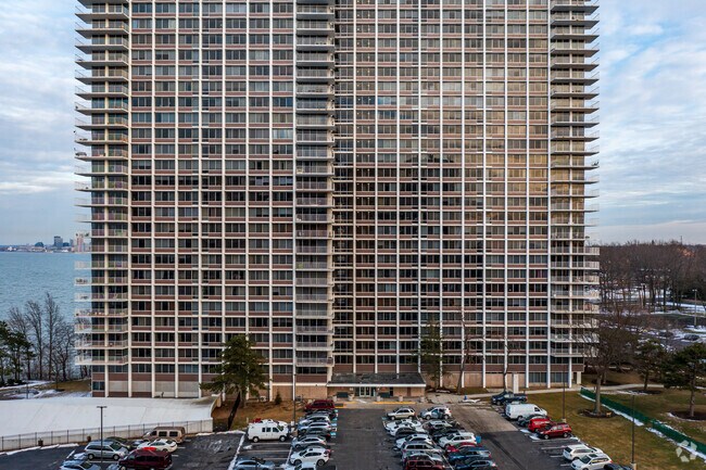 Photo - Winton Place