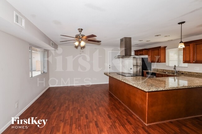 Photo - 3631 W Caron St