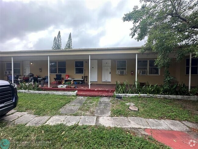 Building Photo - 1947 Buchanan St Unit 4 Rental