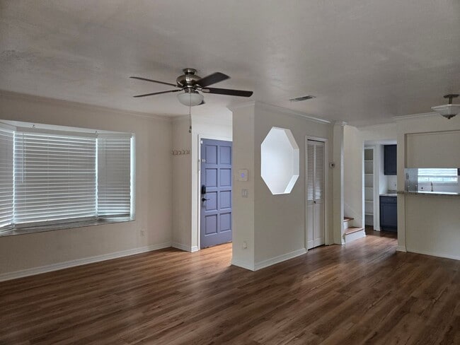 Photo - Spacious 2-bedroom, 1.5-bath end-unit townhouse in Carriage House