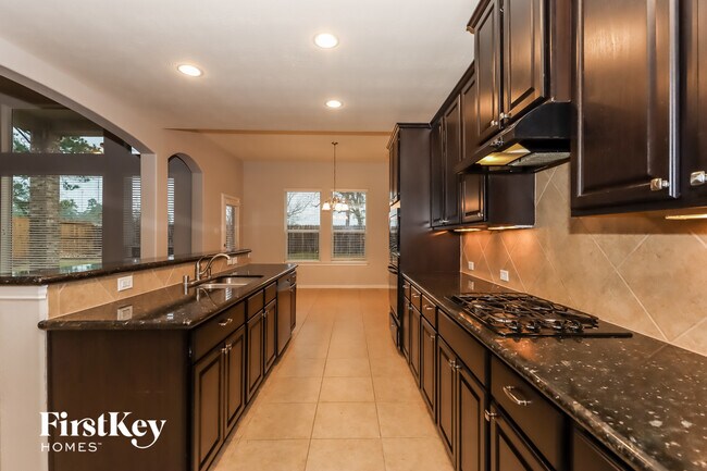 Photo - 2807 Angela Way Dr