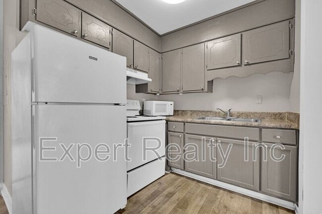 Photo - 3221 Avenue S