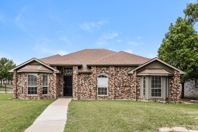 Building Photo - 1801 Seminole Trail Rental