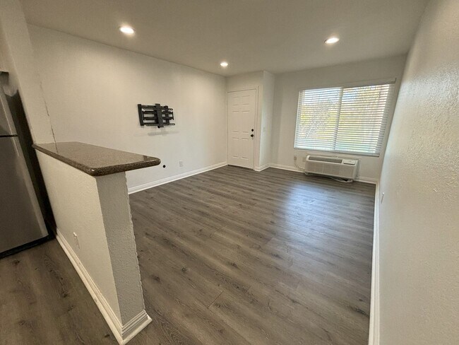 Photo - Upstairs Two Bedroom Condo with in-unit La... Unit #86