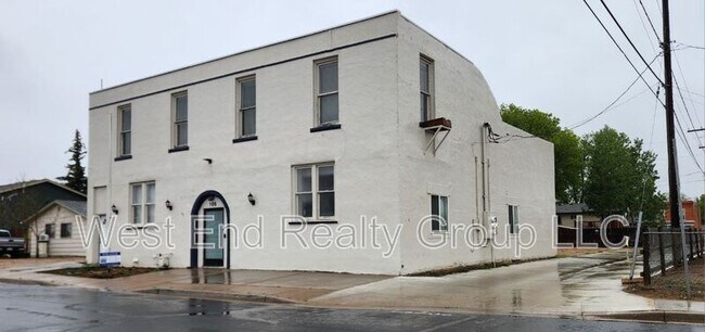 105 S Harriet Ave Unit 4