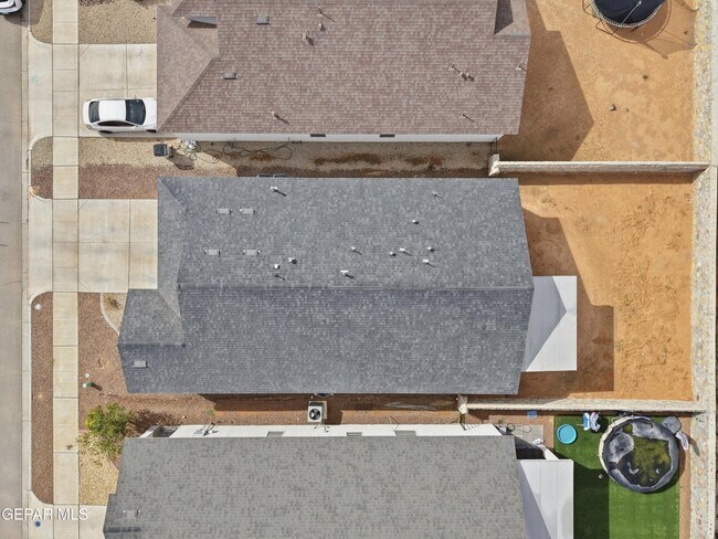 3917 Desert Bluff Dr