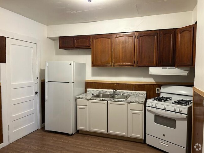 Building Photo - 707 Willis Ave Unit Apt 1