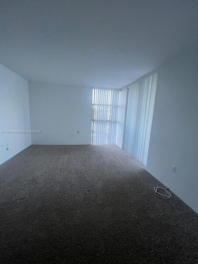 Photo - 20515 E Country Club Dr