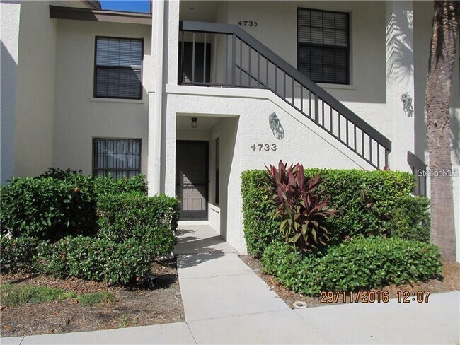 Building Photo - 4733 Winslow Beacon Unit 13 Rental