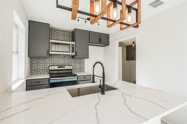 Photo - 37 San Jacinto Dr