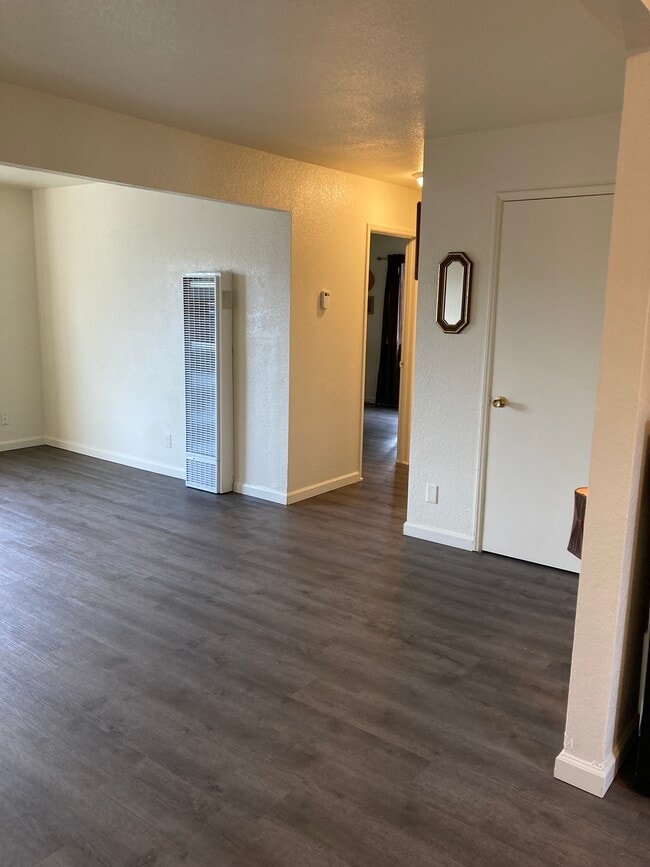 Photo - 106 E 6th St Unit A