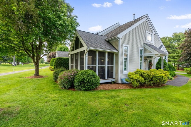 Photo - 5 Pierson Green Unit 5