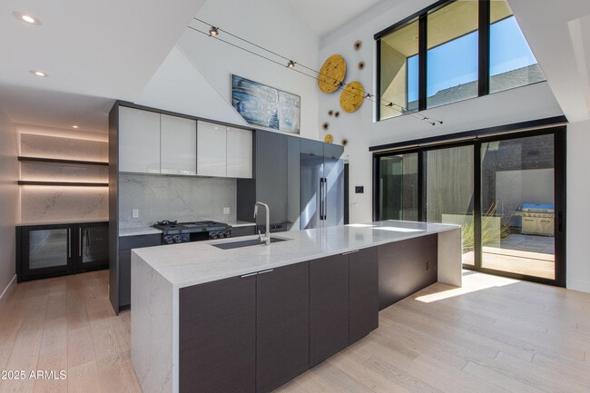 Photo - 1333 E Pomelo Grove Ln